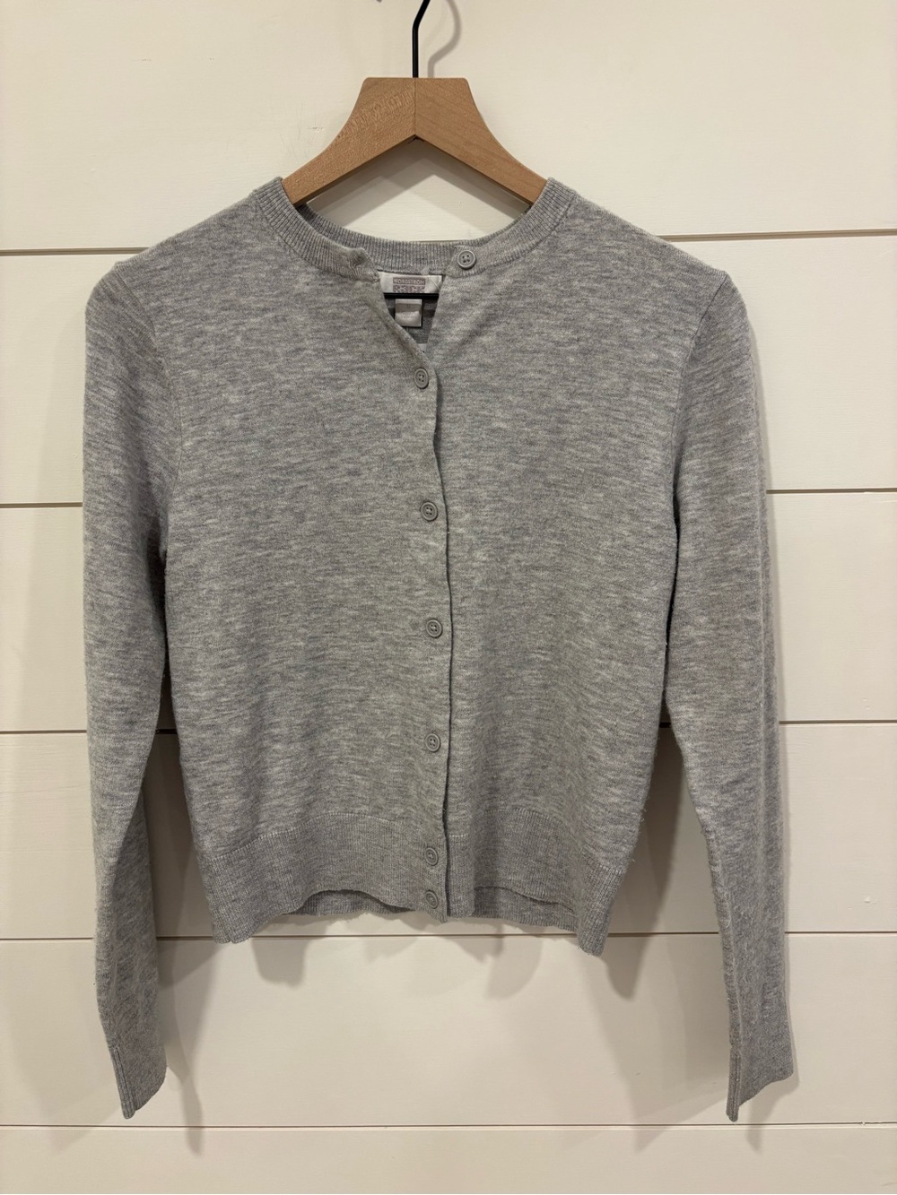 Nordstrom Rack Light Gray Crewneck Buttoned Cardigan NWT Size Small